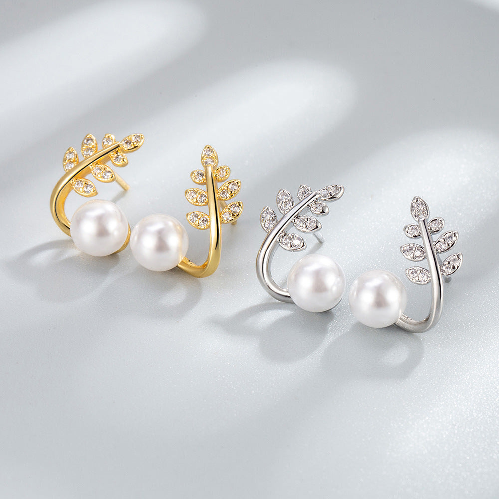 Pearl Small Leaf Ear Studs Special-interest Design