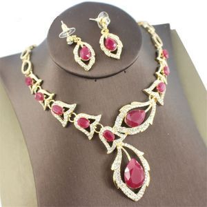 Golden Jewelry Set Bridal Necklace Earrings Wedding Two-piece Banquet Accessories