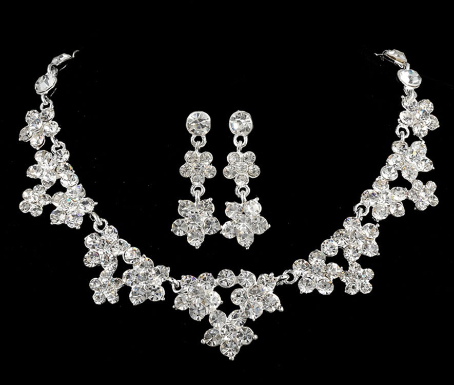 Korean crystal necklace, two sets of bridal jewelry set