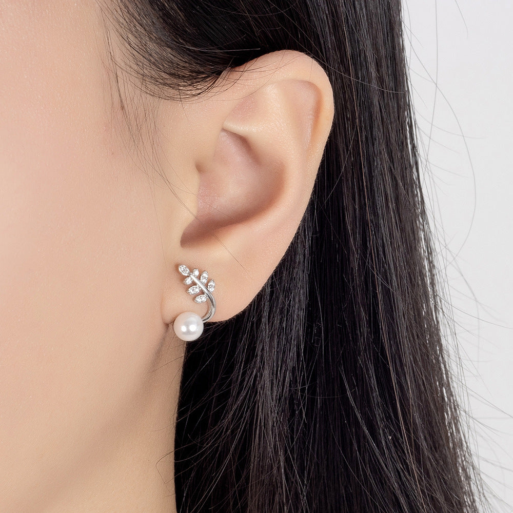 Pearl Small Leaf Ear Studs Special-interest Design