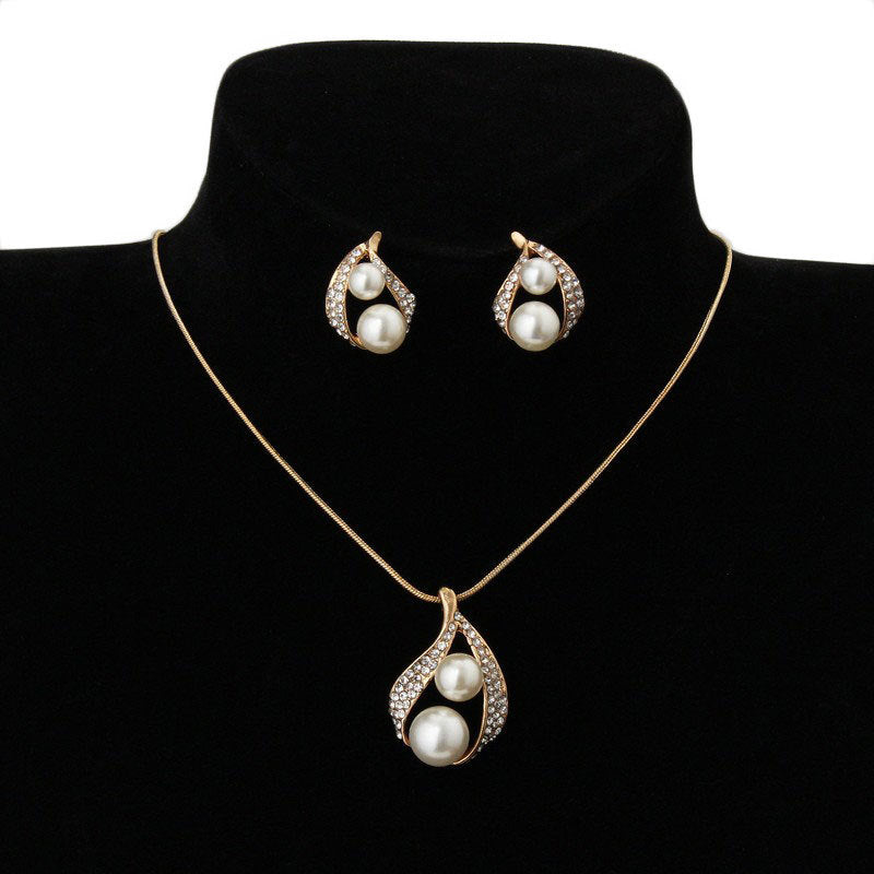 United States bridal jewelry set pearl water drop two Pearl Necklace Set