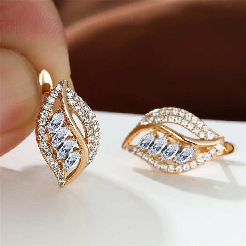 Four Diamond Leaf Slightly Zircon-encrusted Stud Earrings High-grade