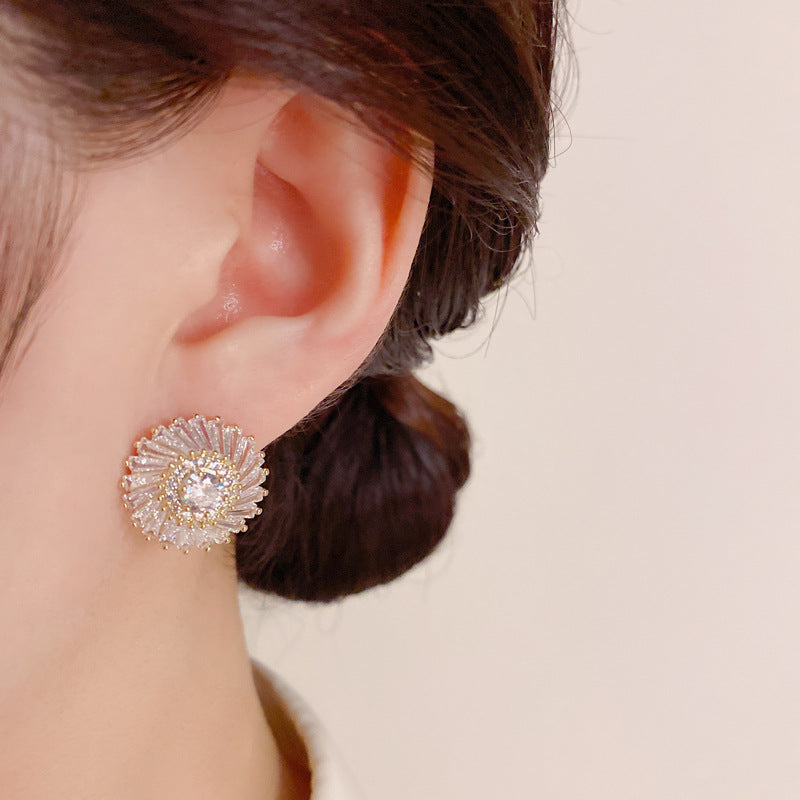 Light Luxury Refined Zircon Sun Flower Ear Studs