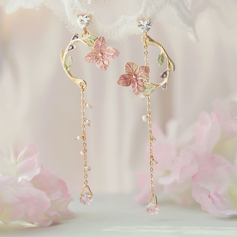 Cherry Blossom Girl Heart Asymmetry Super Fairy Slimming Sweet Earrings