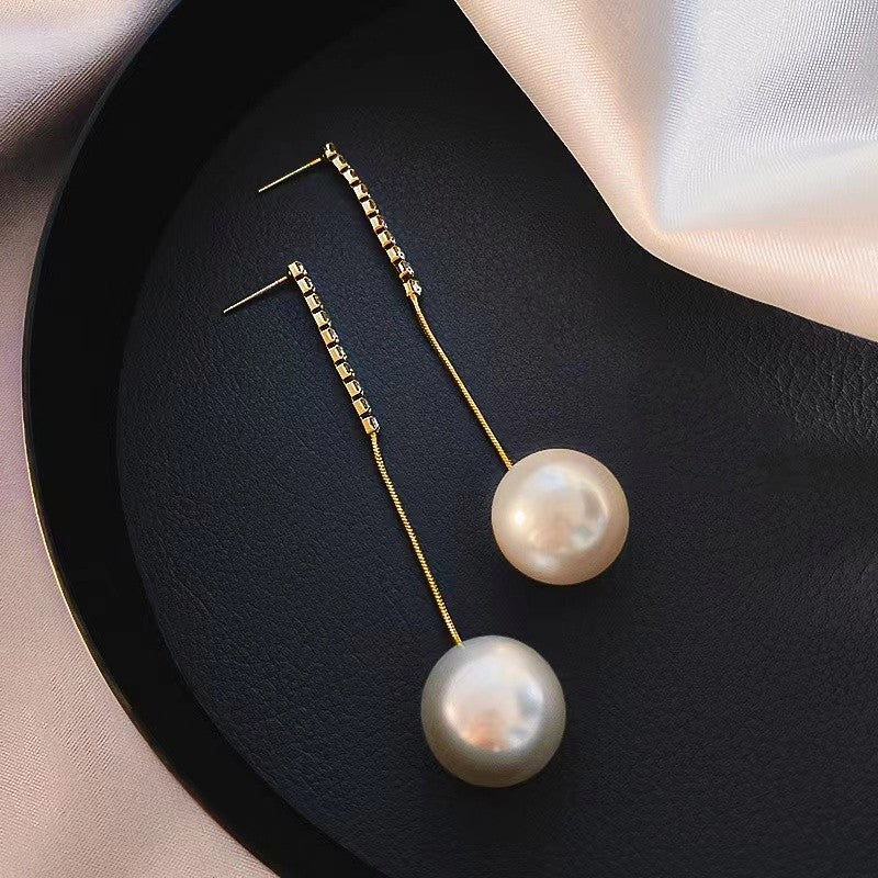 Fashion Personality Long Pearl Earrings Women