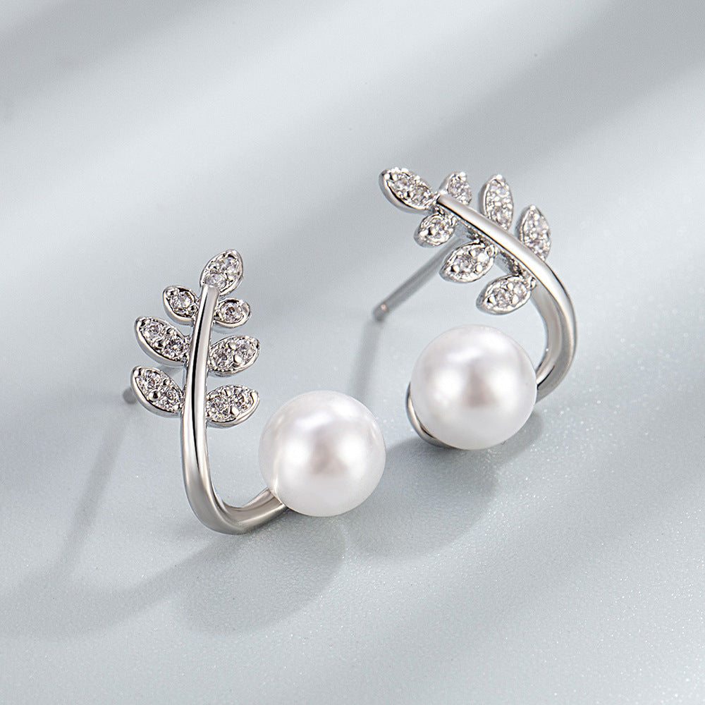 Pearl Small Leaf Ear Studs Special-interest Design